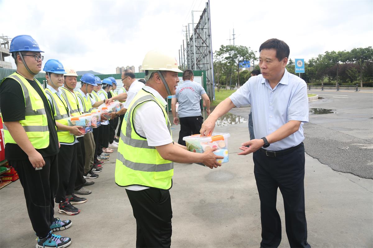 1690540201717029232.jpg 0O6A2066.jpg