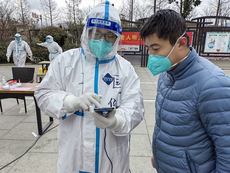 1647838928878094830.jpg 疫情戰(zhàn)役中的逆行者1.jpg